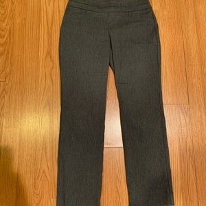 Apt. 9 gray pants., size 4P/PS